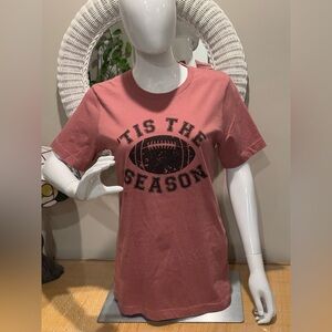 Bella canvas dusty pink Graphic Tee 'Tis the Season’ 100% cotton size small new!